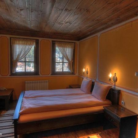 Gozbarov'S Guest House كوبريفشتيتسا المظهر الخارجي الصورة